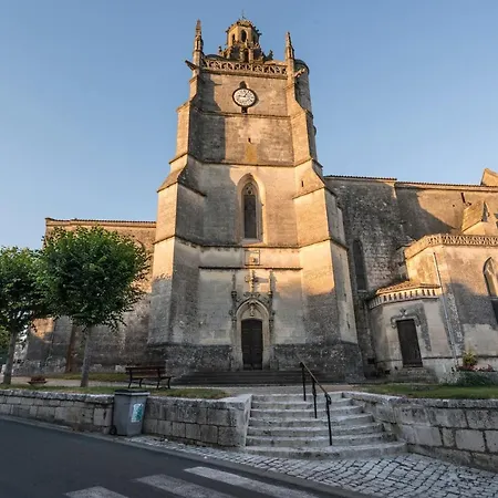 Vintage בית נופש Saint-Fort-sur-Gironde